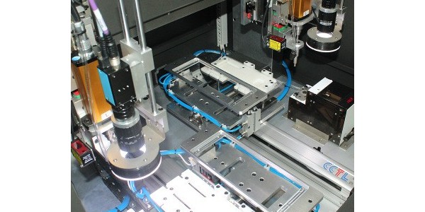 全自動(dòng)鎖螺絲機(jī)在企業(yè)應(yīng)用有哪些優(yōu)勢？-堅(jiān)豐股份